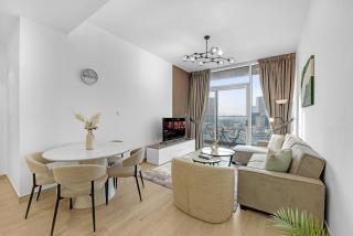 Waves - Vibrant and Cozy 1BR Apt in JVC - 0