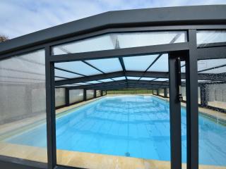 Tranquil Family Escape in Uzech - Peyrilles - 1