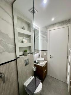 Niarchos Park View Maisonette - 1
