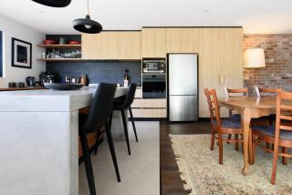 Cosy Getaway with outdoor spaces - 5