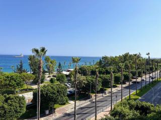 Seaview Apartment in Limassol - Limassol - 7