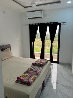 Kalyan luxury rooms - 2