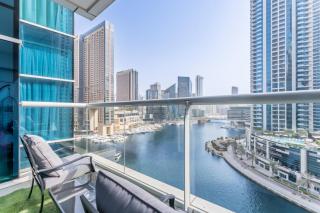 Marina-Facing Balcony Overlooking Yachts and Skyline 2BR, Stone throw from Tram, Easy Walk to Beach and Mall, Continental Tower, Dubai Marina by Deluxe Holiday Homes - 8