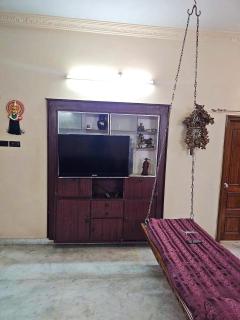 Antique home stay - 9