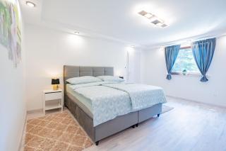 Apartments Lian - 4