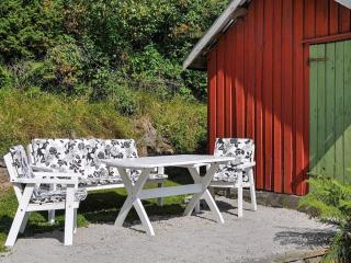 6 person holiday home in STRÖMSTAD - Strömstad - 7