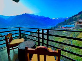 Manali luxury Hotel - By Naina rockland - 6