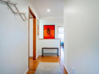 The Mount Paku Bach - Tairua Holiday Home - Tairua - 4