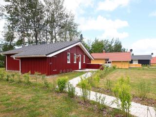 6 person holiday home in GROEMITZ - 7