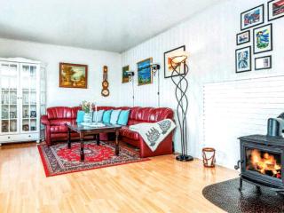 9 person holiday home in KORTGARDEN - - 1