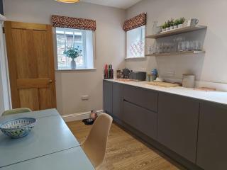 4 Bed in West Down oc-32588 - West Down - 2