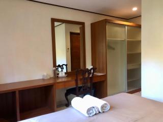 Disthi Pearl Center Guesthouse - 1