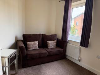 Posh Wetheringsett in Milton Keynes - Milton Keynes - 1