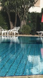 Pigeon Beach Hotel Apartments - Limassol - 4