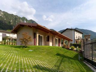 Idyllic cottage next to the beautiful Lake Idro - Crone - 8
