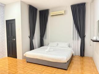 Relax Guest House Taman Merak Jaya Simpang Ampat - Simpang Ampat - 7