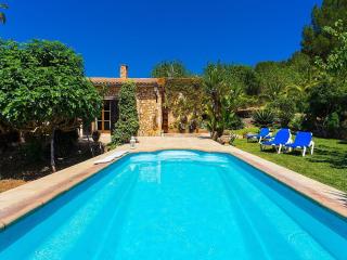 Belvilla by OYO Villa in S' Espinagar with Pool - 4