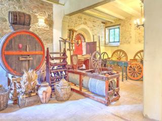 Farmhouse in Marsciano with vineyards olive groves - 6