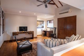 Villa Oost Indies - Luxury Fully Staffed Villa in Central Seminyak, Near Beach - 7