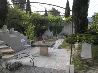 Charming Cottage in Oppède amidst Vineyards - 7