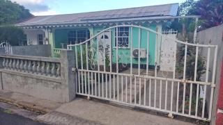 Pied-à-terre near Roseau - 2