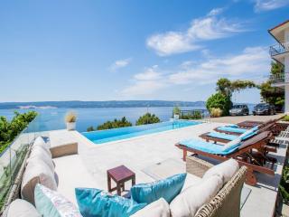 Snug Apartment in Celina with Swimming Pool - Čelina - 7
