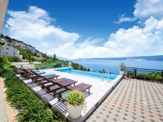 Snug Apartment in Celina with Swimming Pool - 4
