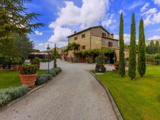 Agriturismo near Cortona with swimming pool - 2