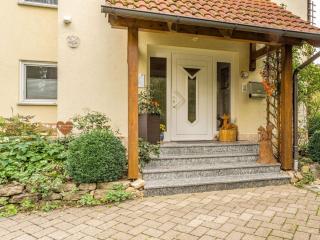 Cozy Apartment in Marktrodach with Sauna - Kronach - 5