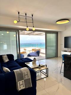 The Penthouse on the BEACH - 3BR by Lime Luxe - Haïfa - 0