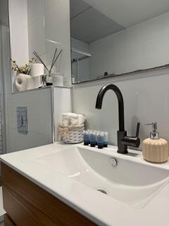 The Penthouse on the BEACH - 3BR by Lime Luxe - Haïfa - 4