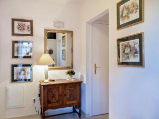 Cozy apartment with a balcony and a sea view - 5