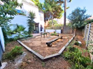 Jardin de Camargue - T4 avec parking, WIFI, vélos & jardin, proche mer - 3