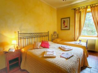 Majestic Farmhouse in Loro Ciuffenna with Pool - 6