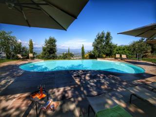 Majestic Farmhouse in Loro Ciuffenna with Pool - 0