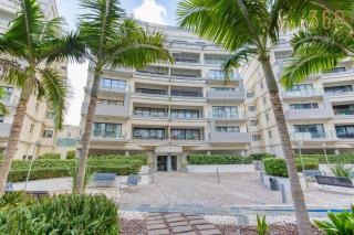 Beautiful 3BR Stay with private terrace in St Julians by 360 Estates - 8