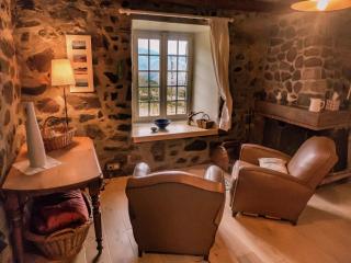 Cozy Countryside Escape in Auvergne - Vachelerie - 6