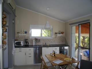 Holiday Home with Garden in Kritinia - 1