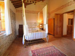 Exquisite Villa in San Venanzo with Private Pool - 1