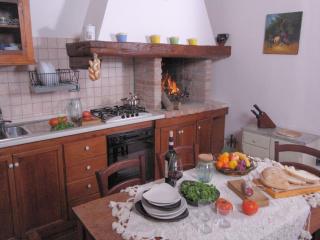 Graceful Holiday Home in Acqualagna with Swimming Pool - 6