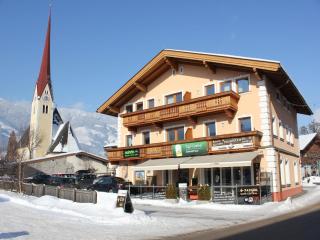 Spacious Apartment in Uderns near Ski Area - 6