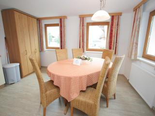 Spacious Apartment in Uderns near Ski Area - 2