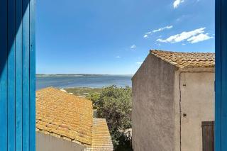 Charming house with terrace and breathtaking views - Bages - 1