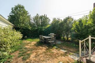 Steps to Beach 2 Family Compound The Island - 8