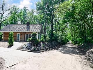 House in Reutum with Jacuzzi & Forest View - Reutum - 2