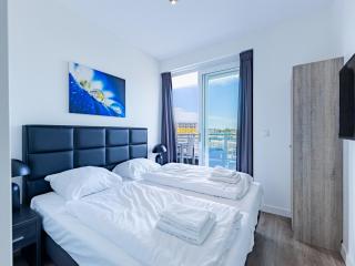 Unique apartment, located on the Oosterschelde and marina of Sint Annaland - 1