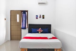 TwoSpaces Living at Bypass Homestay, Mojokerto - Kranggan - 3