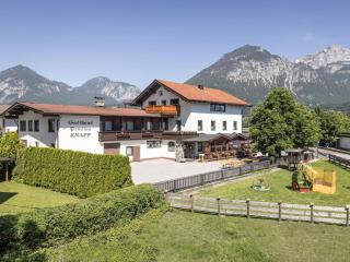 Apartment in Strass im Zillertal in a beautiful setting - 2
