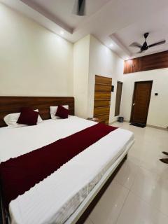 Unnati Home stay - 6