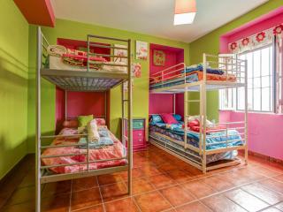 Cosy holiday home in Villanueva de Tapia with garden - 7